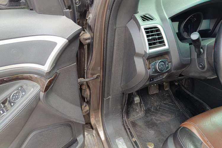 Used Ford Explorer 2013 3.5L Deluxe Model Driver Seat