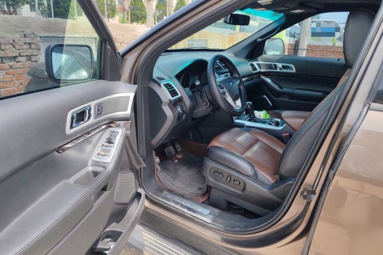 Used Ford Explorer 2013 3.5L Deluxe Model Driver Seat