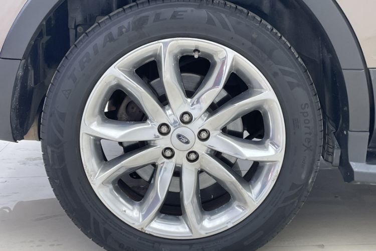 Used Ford Explorer 2013 3.5L Deluxe Model Exterior 2