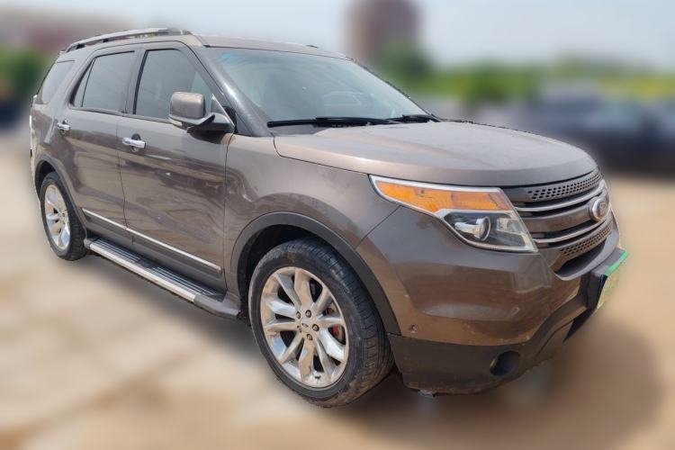 Used Ford Explorer 2013 3.5L Deluxe Model Front Right 45 Deg