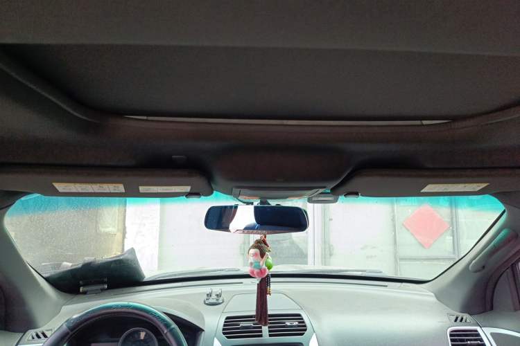 Used Ford Explorer 2013 3.5L Deluxe Model Headliner