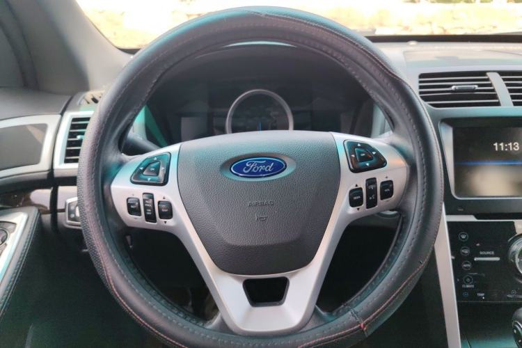 Used Ford Explorer 2013 3.5L Deluxe Model Steering Wheel