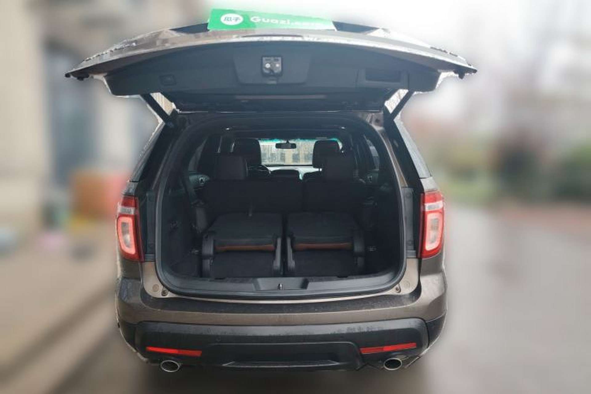 Used Ford Explorer 2013 3.5L Deluxe Model Trunk