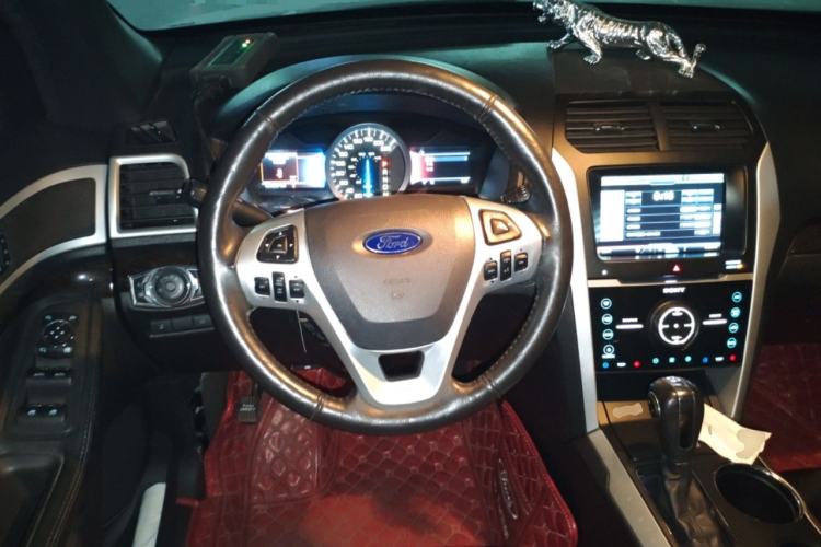Used Ford Explorer 2013 3.5L Deluxe Model Steering Wheel