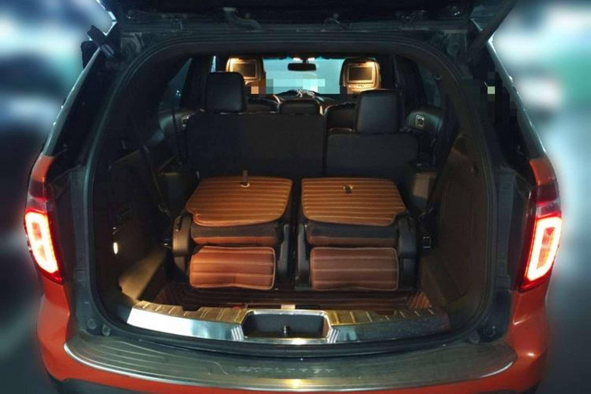 Used Ford Explorer 2013 3.5L Deluxe Model Trunk