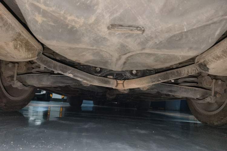 Used Ford Explorer 2013 3.5L Deluxe Model Chassis Rear