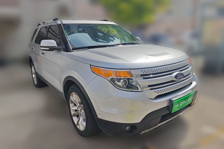 Used Ford Explorer 2013 3.5L Deluxe Model Front Right 45 Deg