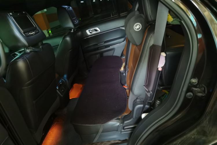 Used Ford Explorer 2013 3.5L Deluxe Model Left Rear Seat