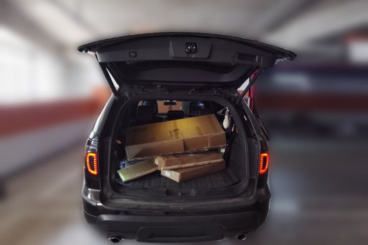 Used Ford Explorer 2013 3.5L Deluxe Model Trunk