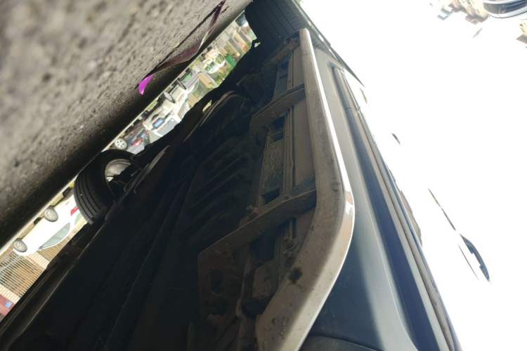 Used Ford Explorer 2013 3.5L Deluxe Model Chassis Front Right