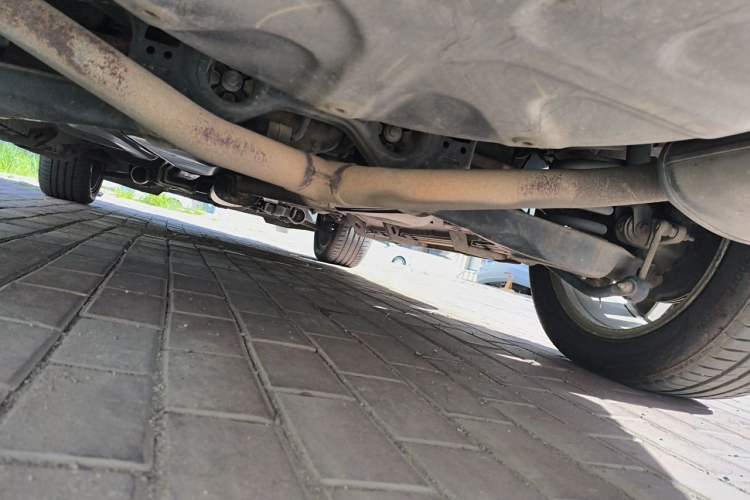 Used Ford Explorer 2013 3.5L Deluxe Model Chassis Rear