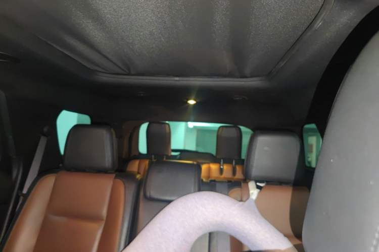 Used Ford Explorer 2013 3.5L Deluxe Model Headliner