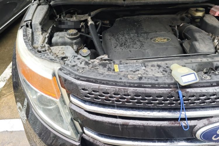 Used Ford Explorer 2013 3.5L Deluxe Model Right Front Headlight