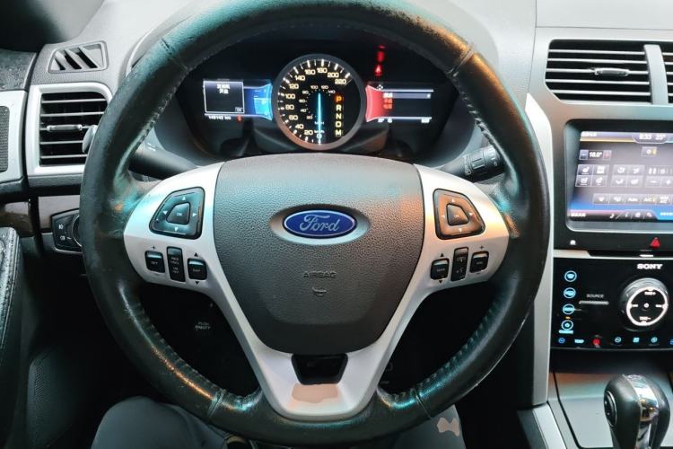 Used Ford Explorer 2013 3.5L Deluxe Model Steering Wheel
