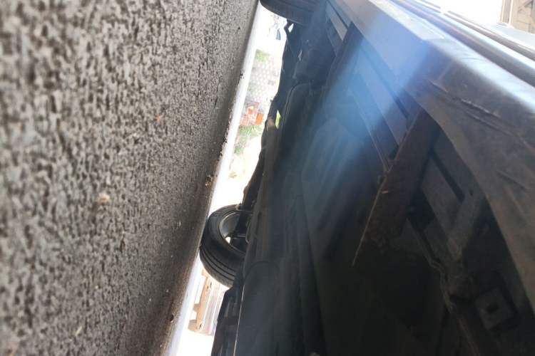 Used Ford Explorer 2013 3.5L Deluxe Model Chassis Front Right