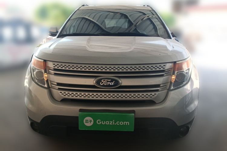 Used Ford Explorer 2013 3.5L Deluxe Model Front