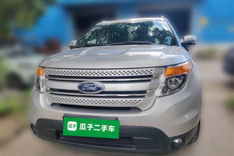 Used Ford Explorer 2013 3.5L Deluxe Model Front