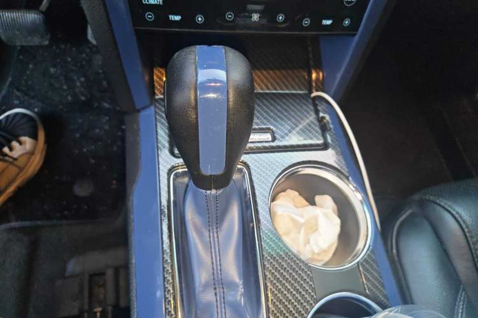 Used Ford Explorer 2013 3.5L Deluxe Model Gear Lever