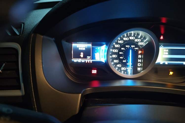 Used Ford Explorer 2013 3.5L Deluxe Model Odometer Close Up