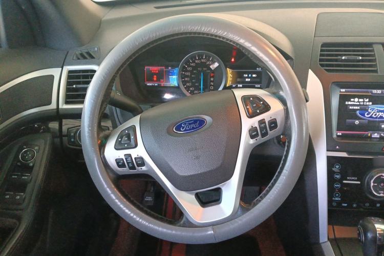 Used Ford Explorer 2013 3.5L Deluxe Model Steering Wheel