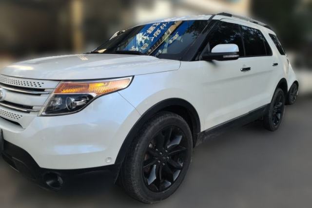 Used Ford Explorer 2013 3.5L Deluxe Model