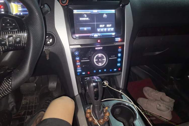 Used Ford Explorer 2013 3.5L Deluxe Model Audio And AC Panel