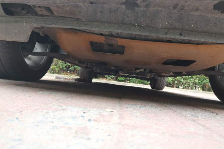 Used Ford Explorer 2013 3.5L Deluxe Model Chassis Front