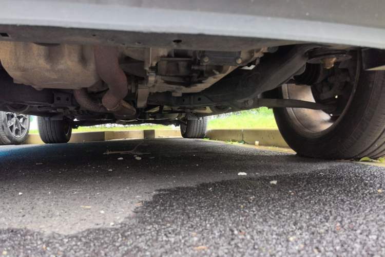Used Ford Explorer 2013 3.5L Deluxe Model Chassis Front