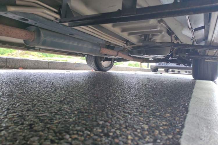 Used Ford Explorer 2013 3.5L Deluxe Model Chassis Front Left