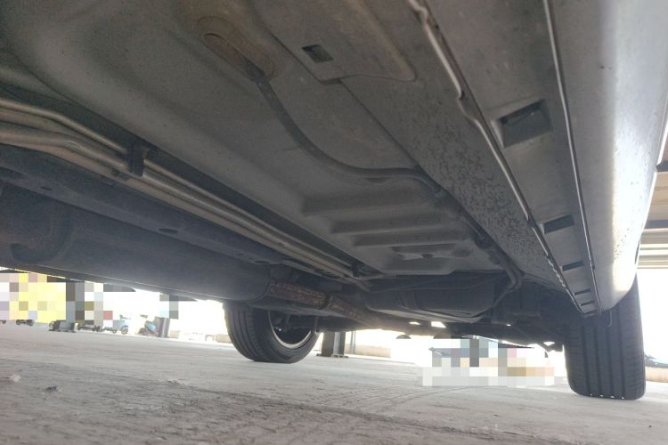 Used Ford Explorer 2013 3.5L Deluxe Model Chassis Front Left