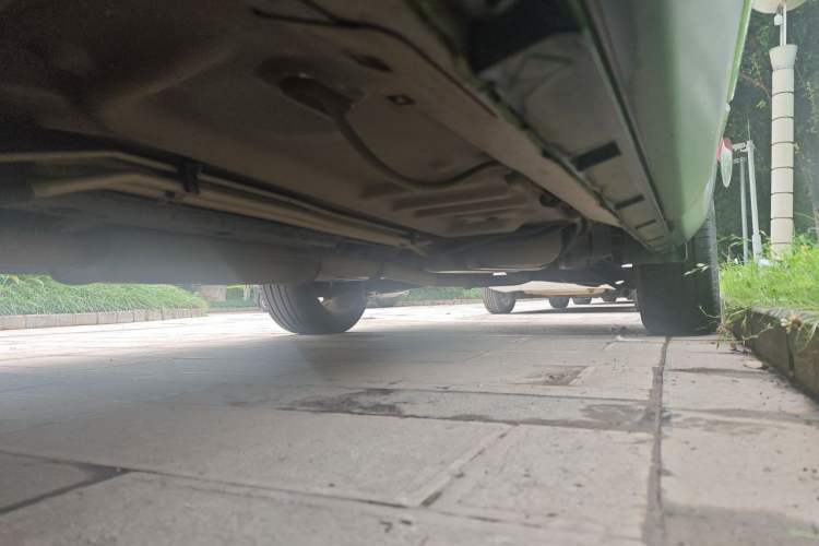 Used Ford Explorer 2013 3.5L Deluxe Model Chassis Front Left