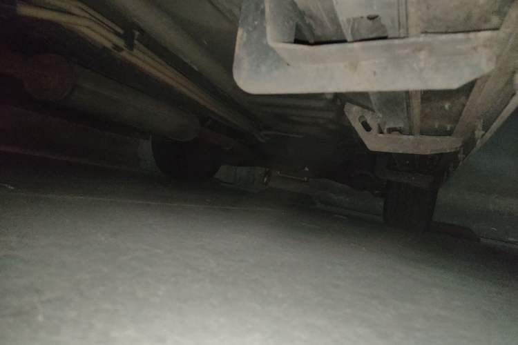 Used Ford Explorer 2013 3.5L Deluxe Model Chassis Front Left