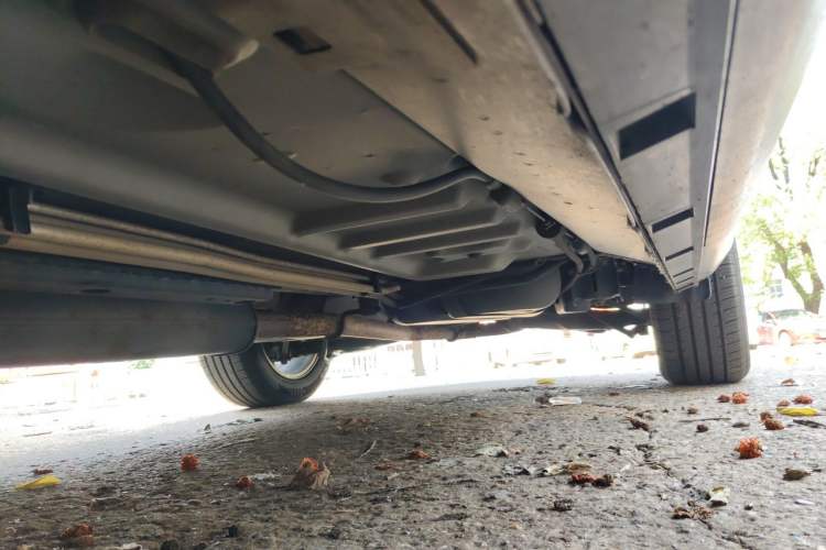Used Ford Explorer 2013 3.5L Prestige Model Chassis Front Left