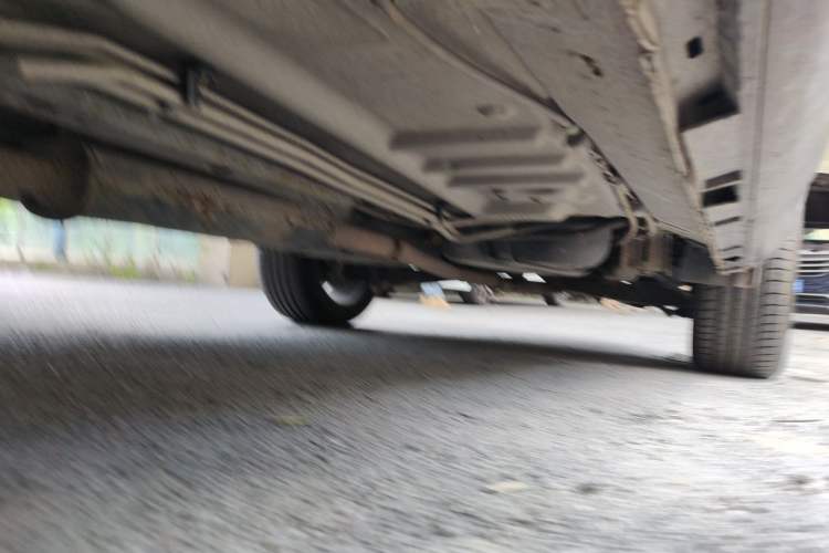 Used Ford Explorer 2013 3.5L Deluxe Model Chassis Front Left