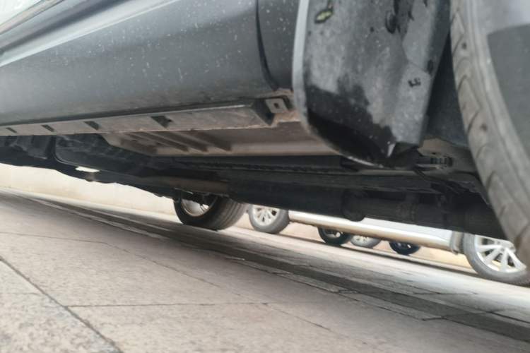 Used Ford Explorer 2013 3.5L Deluxe Model Chassis Front Right