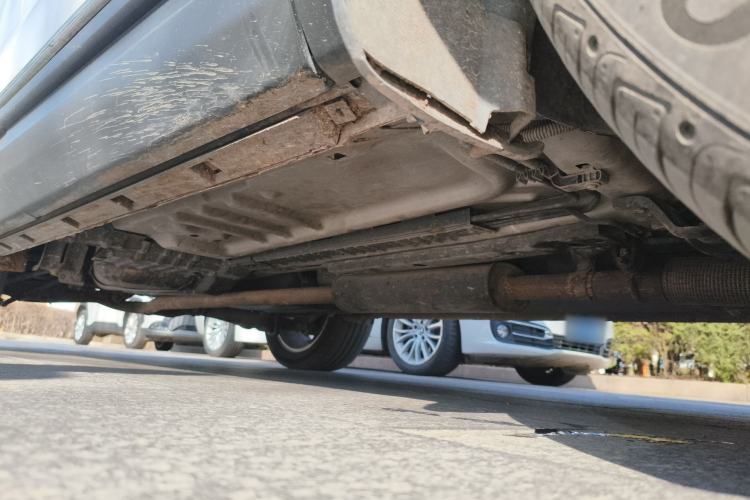 Used Ford Explorer 2013 3.5L Deluxe Model Chassis Front Right