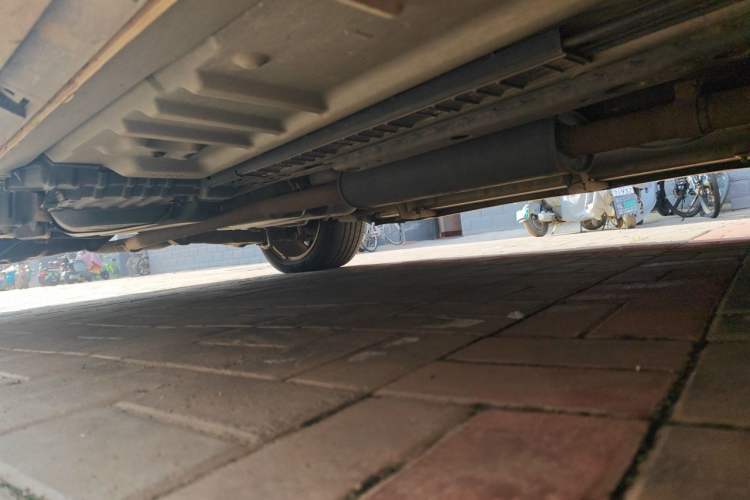 Used Ford Explorer 2013 3.5L Deluxe Model Chassis Front Right