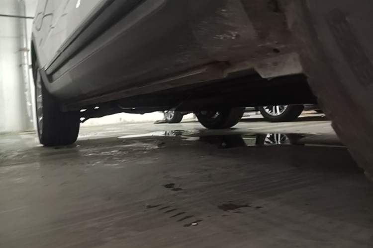 Used Ford Explorer 2013 3.5L Deluxe Model Chassis Front Right