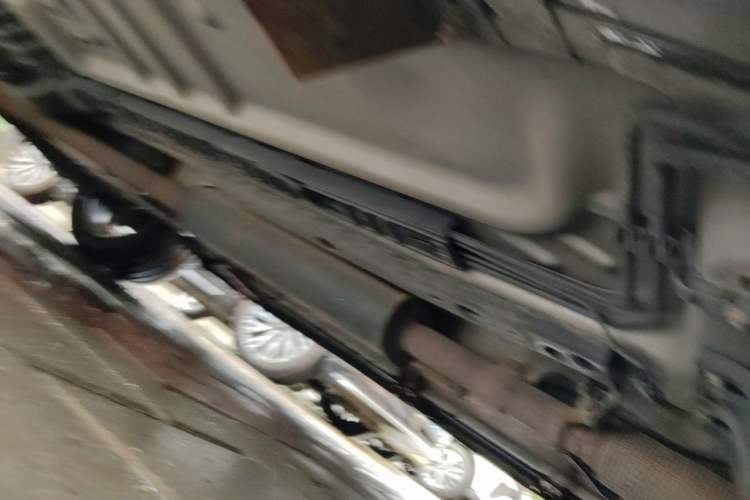 Used Ford Explorer 2013 3.5L Deluxe Model Chassis Front Right