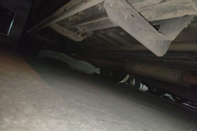 Used Ford Explorer 2013 3.5L Deluxe Model Chassis Front Right