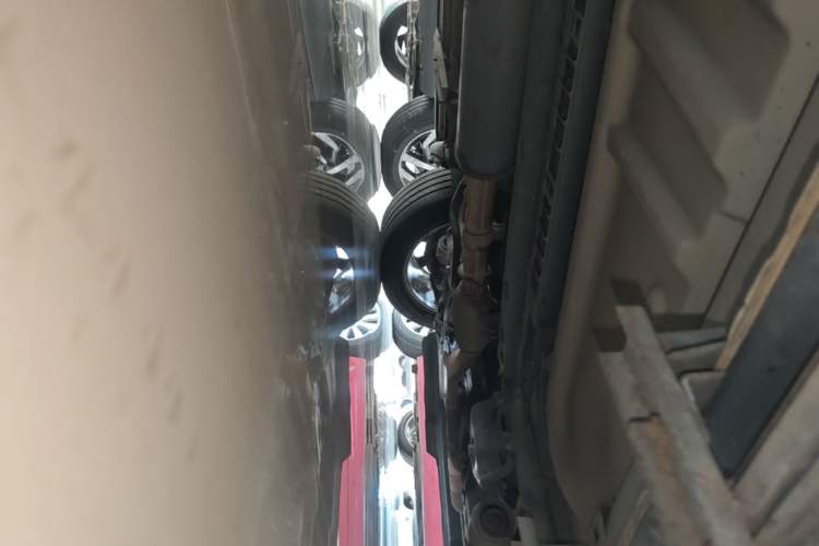 Used Ford Explorer 2013 3.5L Deluxe Model Chassis Front Right