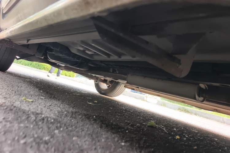 Used Ford Explorer 2013 3.5L Deluxe Model Chassis Front Right