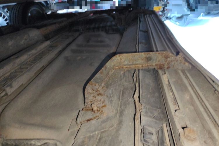 Used Ford Explorer 2013 3.5L Deluxe Model Chassis Front Right