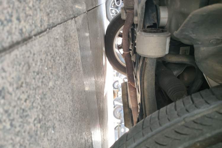 Used Ford Explorer 2013 3.5L Deluxe Model Chassis Front Right