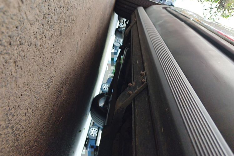 Used Ford Explorer 2013 3.5L Deluxe Model Chassis Front Right
