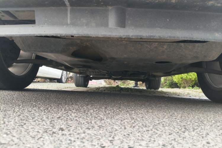 Used Ford Explorer 2013 3.5L Deluxe Model Chassis Front