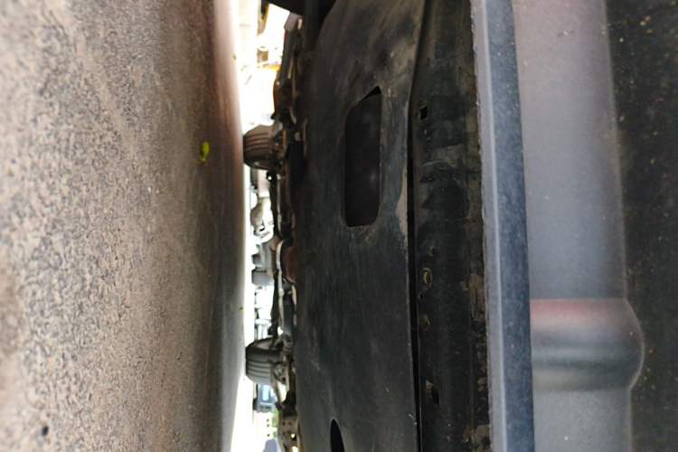 Used Ford Explorer 2013 3.5L Deluxe Model Chassis Front