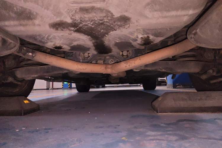 Used Ford Explorer 2013 3.5L Deluxe Model Chassis Rear