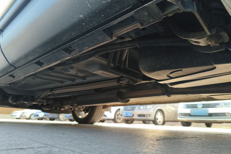Used Ford Explorer 2013 3.5L Deluxe Model Chassis Rear Left