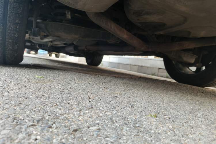 Used Ford Explorer 2013 3.5L Deluxe Model Chassis Rear Left